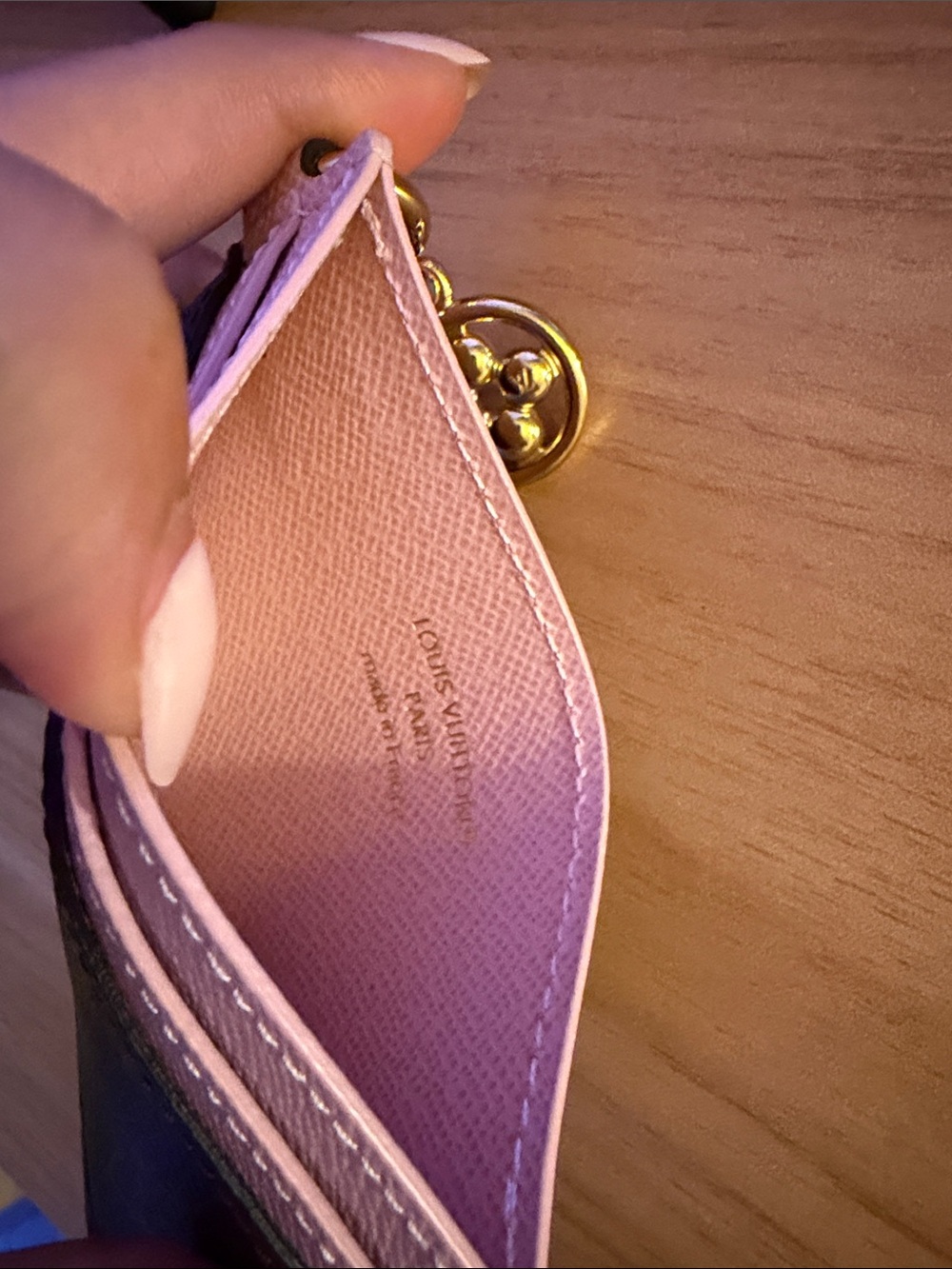 Louis Vuitton Pink, Monogram LV Charms Card Holder - Picture 4 of 6